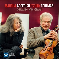 Warner Classics : Argerich - Schumann, Brahms, Bach